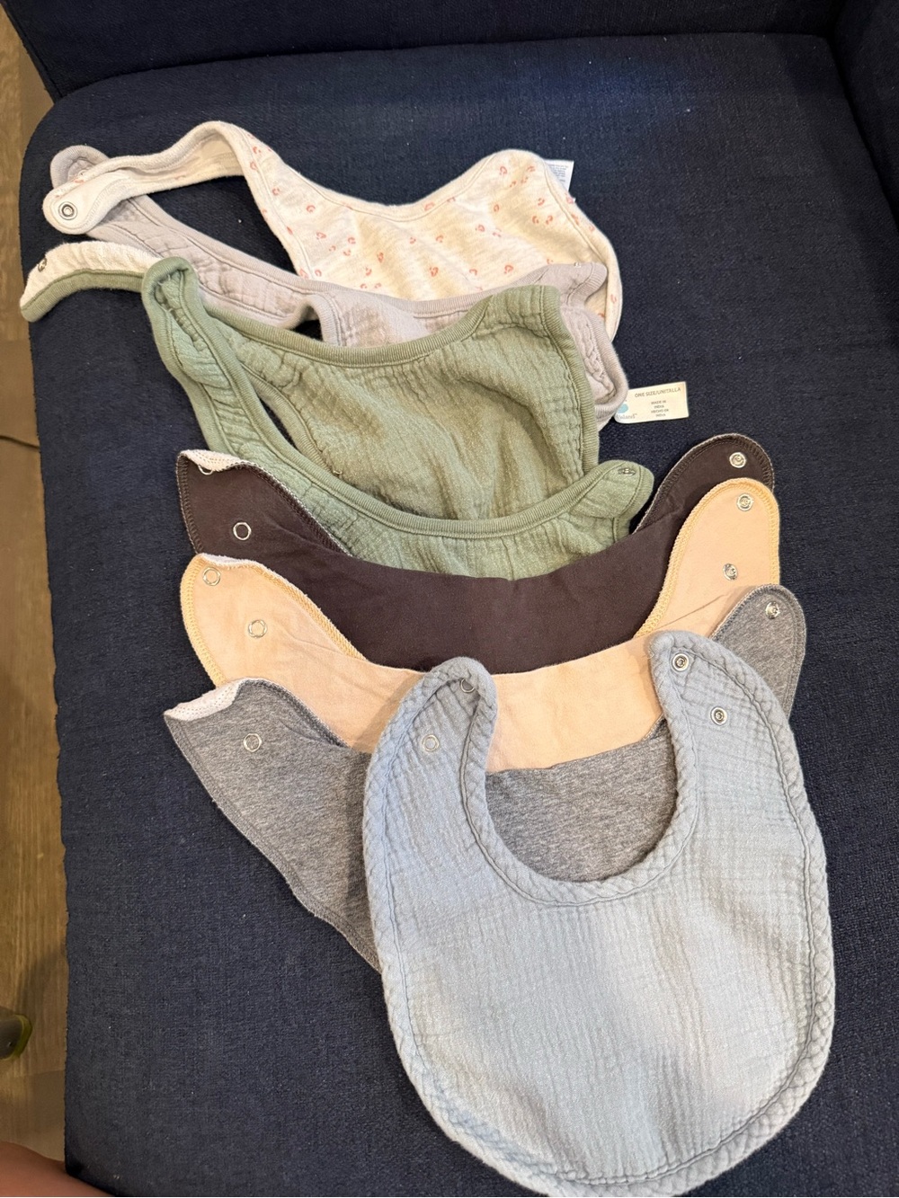 Baby boys Bib bundle of 8  - various Brands : cloud island, Carter’s etc